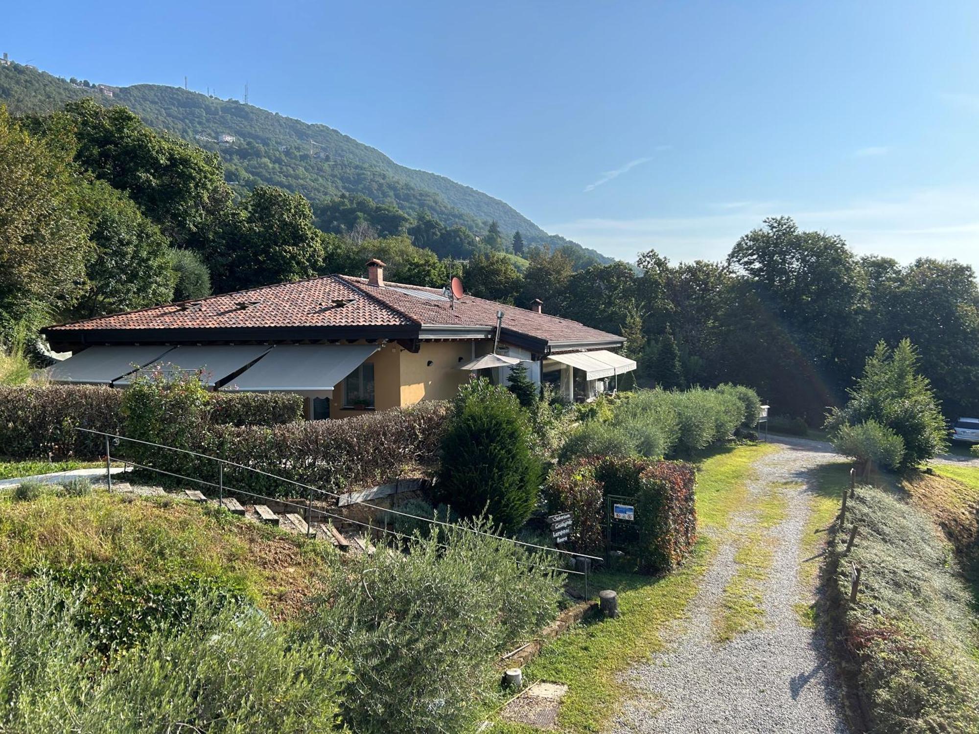 Agriturismo Al Robale Almenno San Bartolomeo エクステリア 写真